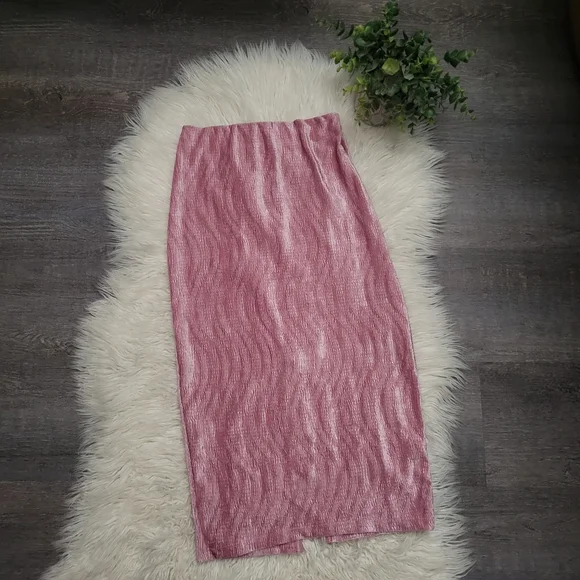 UO Kimmy Velvet High-Rise Pink Midi Skirt size XS - Picture 3 of 13